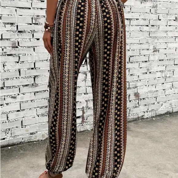 Boho baggy, cute pants size large - Picture 6 of 6